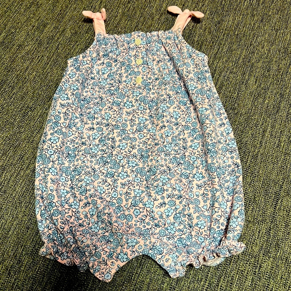 Carter’s bubble romper- 12 months